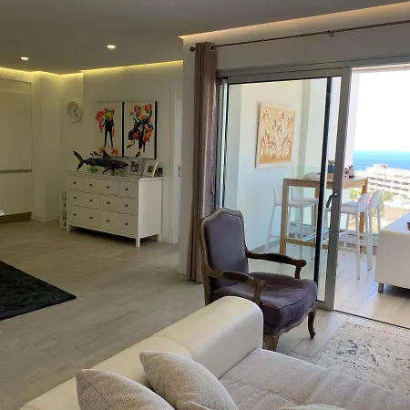 3 Bedroom With Sea View 8th Floor Appartamento *