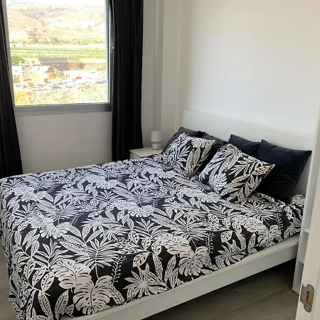 3 Bedroom With Sea View 8th Floor *