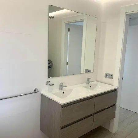 Appartamento 3 Bedroom With Sea View 8th Floor