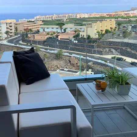 3 Bedroom With Sea View 8th Floor